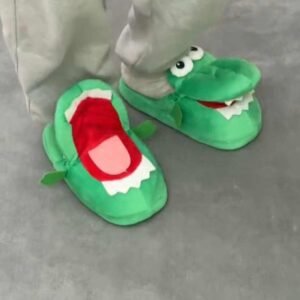 Read more about the article Snap Happy: Crocodile Slippers for Cozy Fun