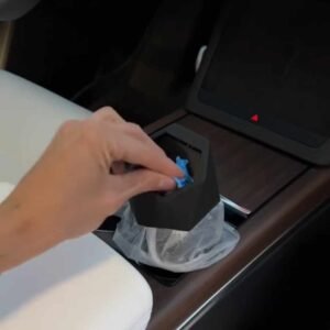 Read more about the article HOTOR Car Trash Can: Keep Your Car Clean