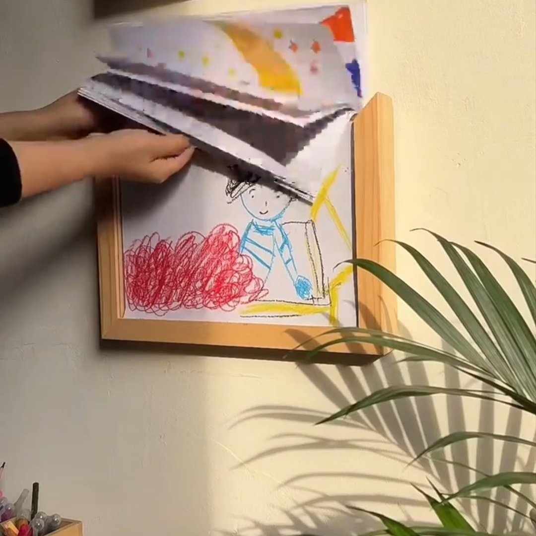 Read more about the article Art on Display: Kids Artwork Changeable Frame