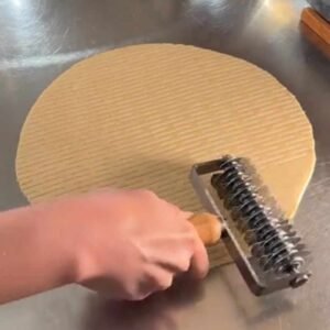 Read more about the article JuyVerq Lattice Dough Cutter