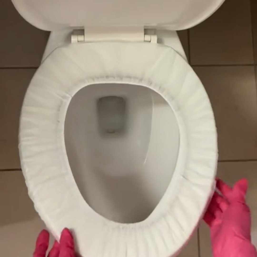 Read more about the article Travel Smart, Stay Clean: Sliverdew Disposable Toilet Seat Covers