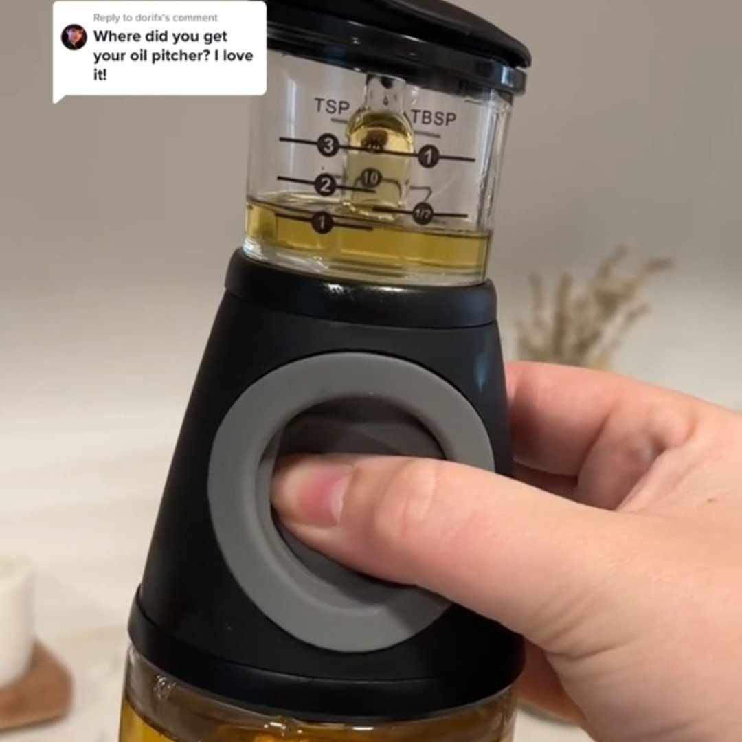 Read more about the article Pour with Precision: Olive Oil Dispenser Bottle with Pump
